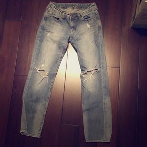 EXPRESS distressed boyfriend jeans